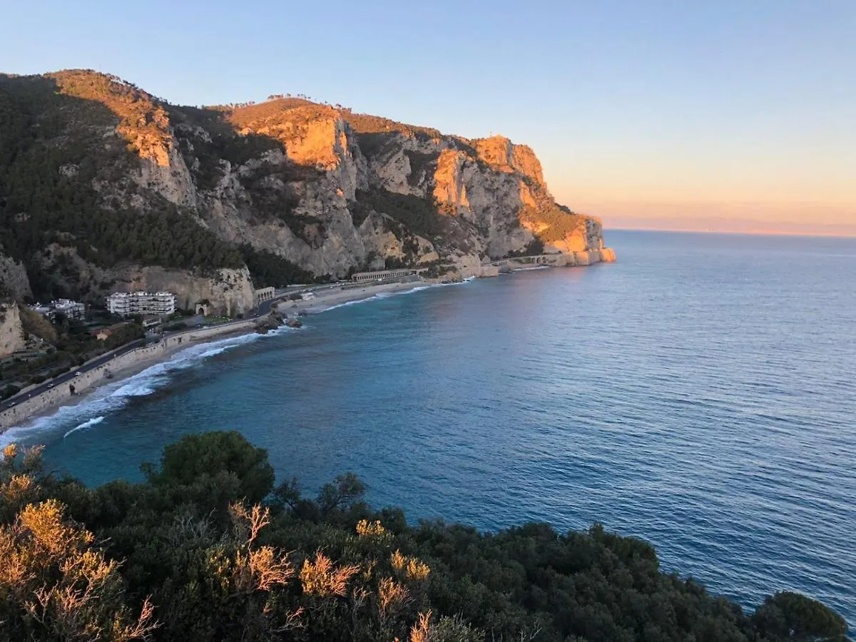Apartmanhotel Residence Holidays Pietra Ligure